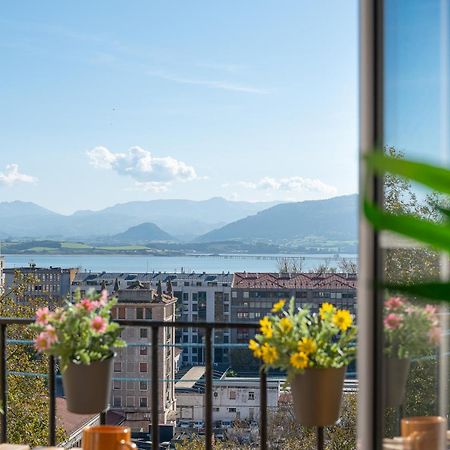 Apartamento En El Corazon De La Ciudad Junto A Las Estaciones Santander Bagian luar foto